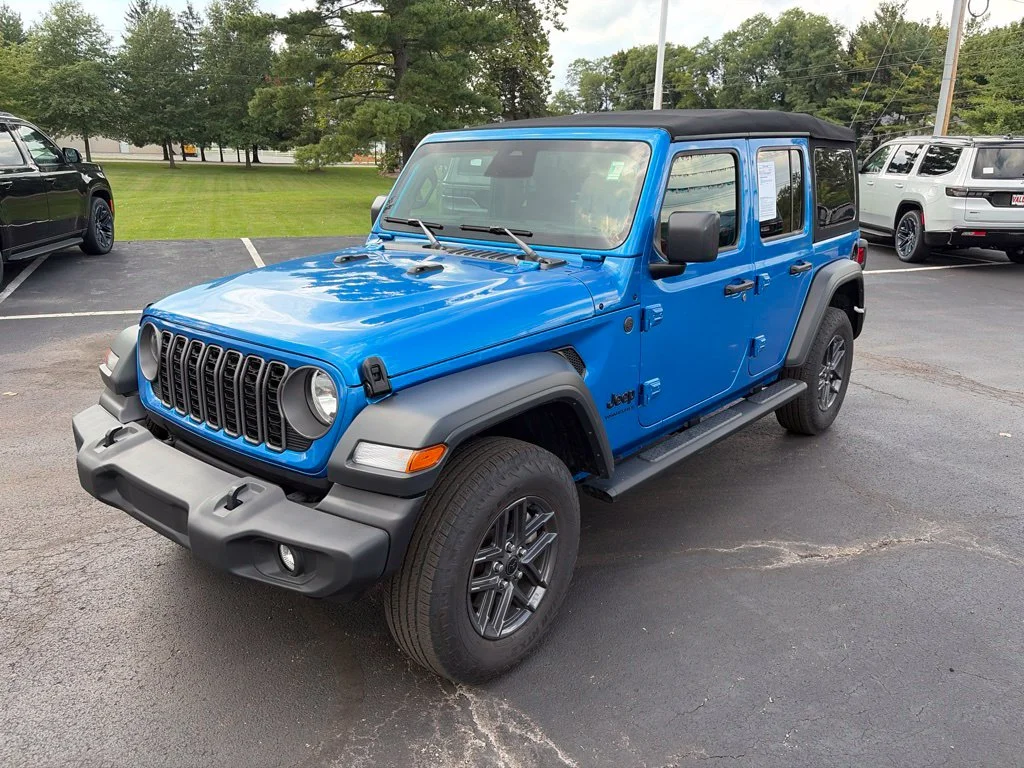 Certified Used 2025 Blue Jeep Sport S image 2
