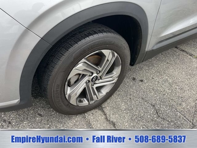 Used 2023 Shimmering Silver Hyundai SEL image 13