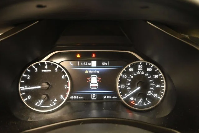 Used 2020 Deep Blue Pearl Nissan SL image 21