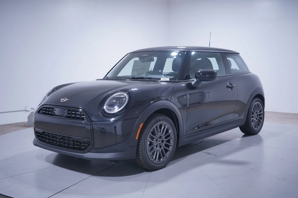 2026 MINI Hardtop's photo