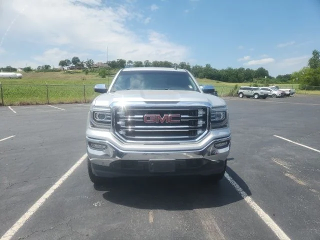 2016 GMC Sierra 4WD Crew Cab Short Box SLT's photo