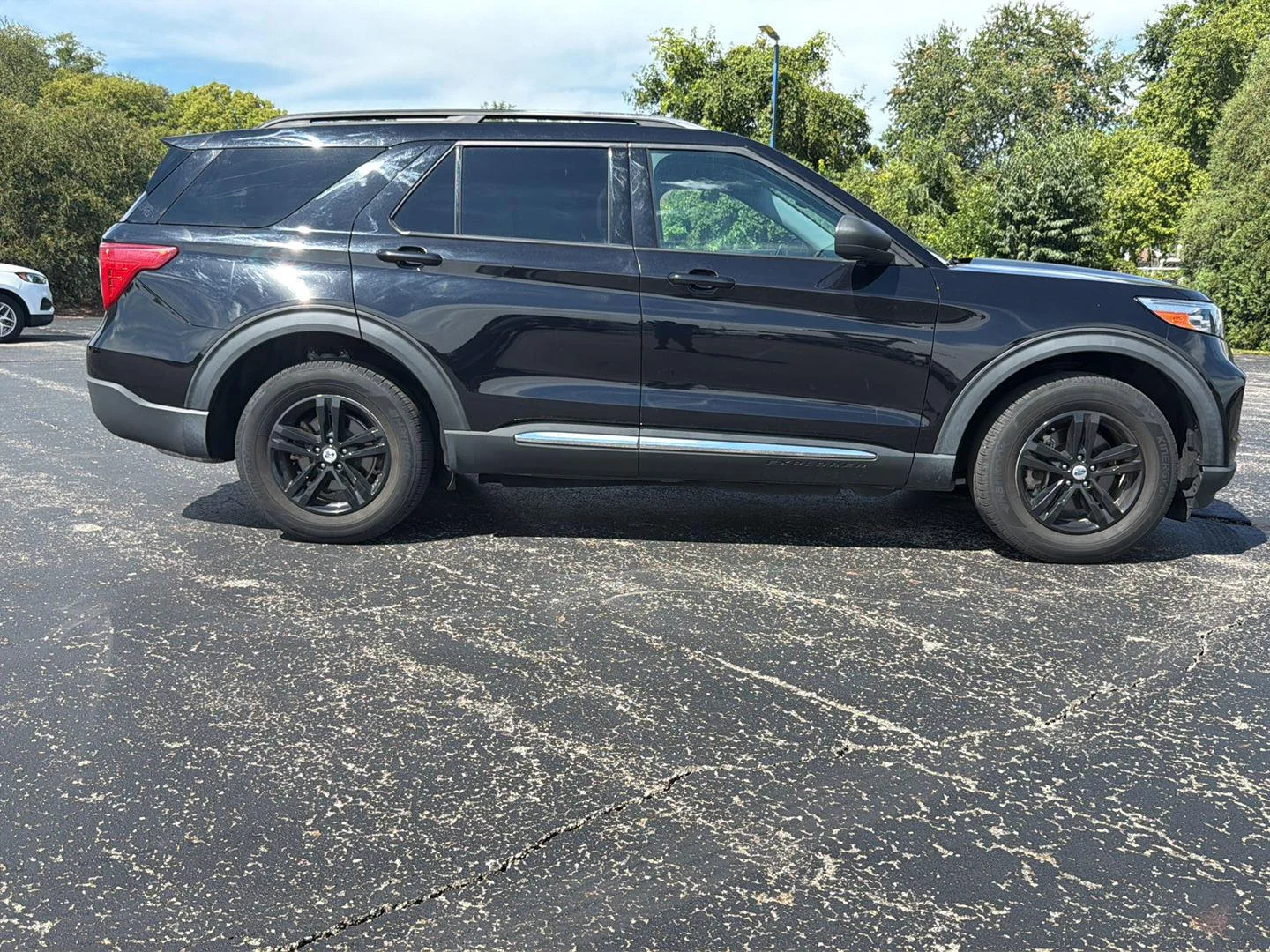 Used 2021 Agate Black Ford XLT image 4