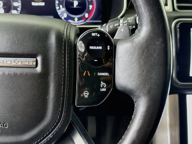 Used 2019 Santorini Black Metallic Land Rover 5.0L V8 Supercharged image 11
