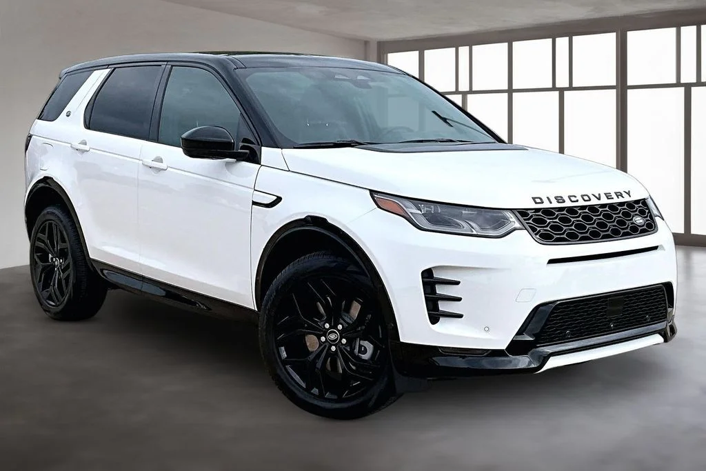 New 2026 White Land Rover Landmark image 2