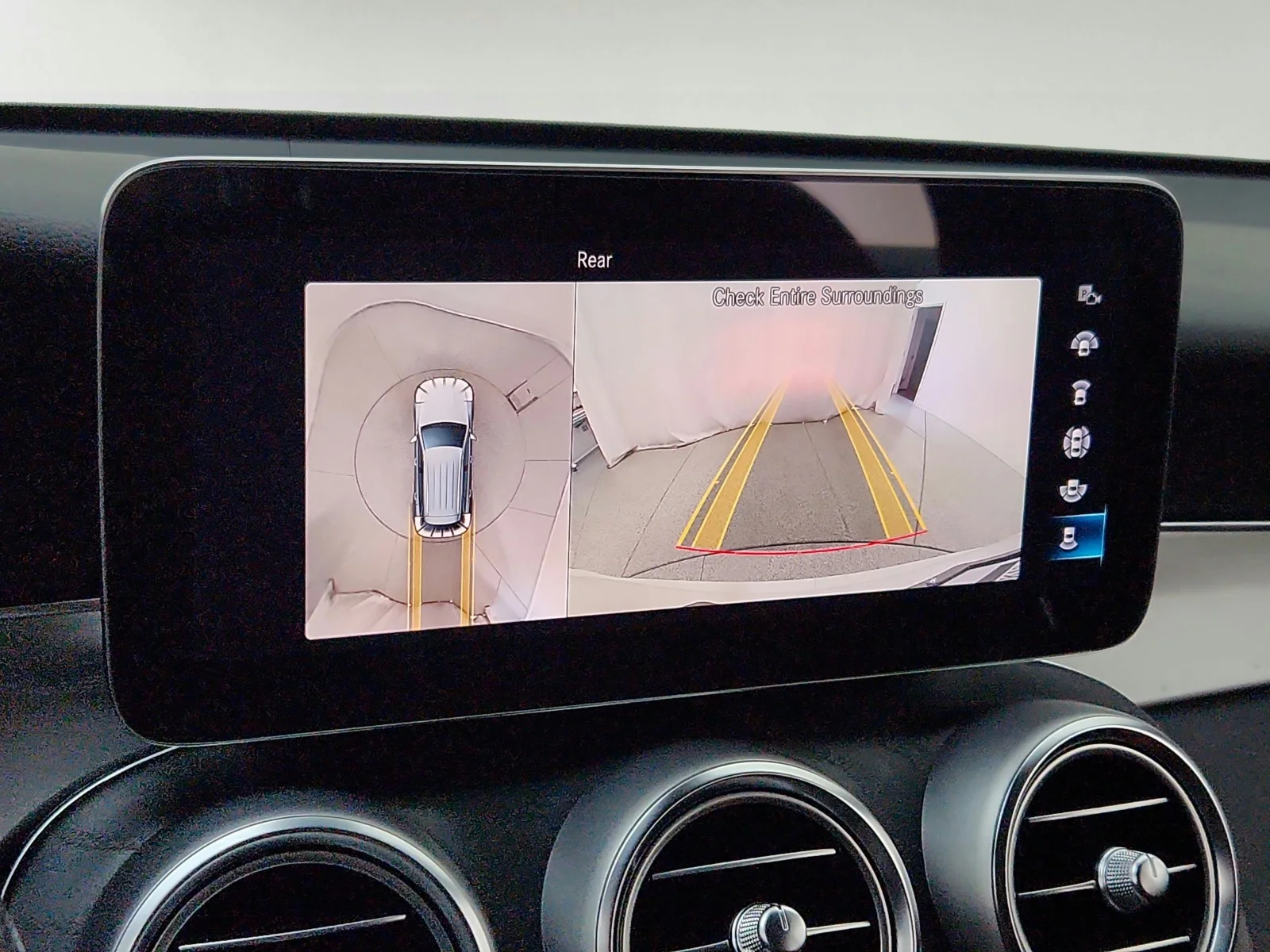 Certified Used 2022 Polar White Mercedes-Benz GLC 300 image 21
