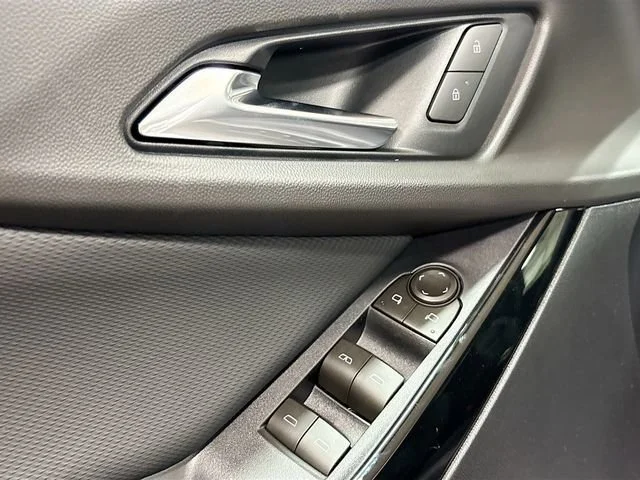 2026 Chevrolet Equinox LT - Photo 21