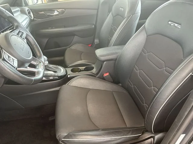 Used 2022 Gray Kia GT-Line image 15