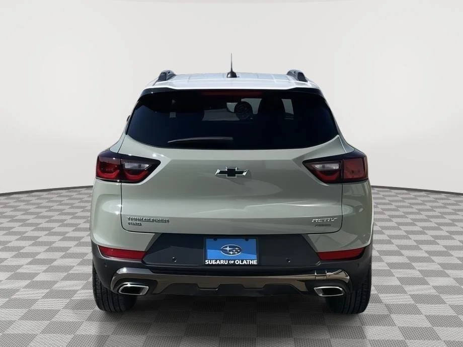 Used 2025 Cacti Green Chevrolet ACTIV image 5