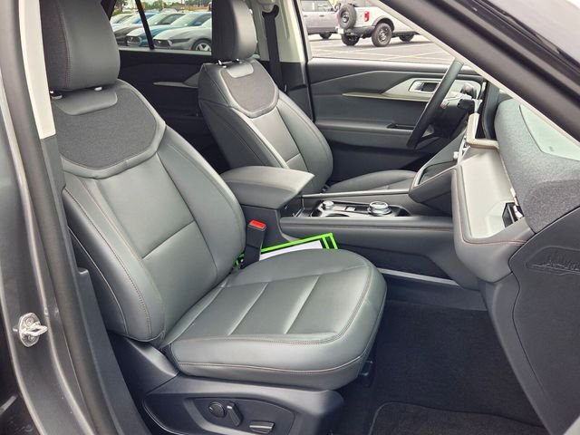 New 2026 Carbonized Gray Metallic Ford Active image 17