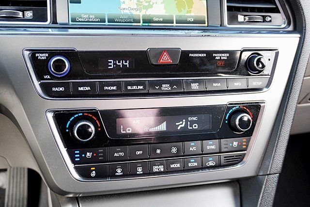 Used 2016 Gray Hyundai Limited image 26