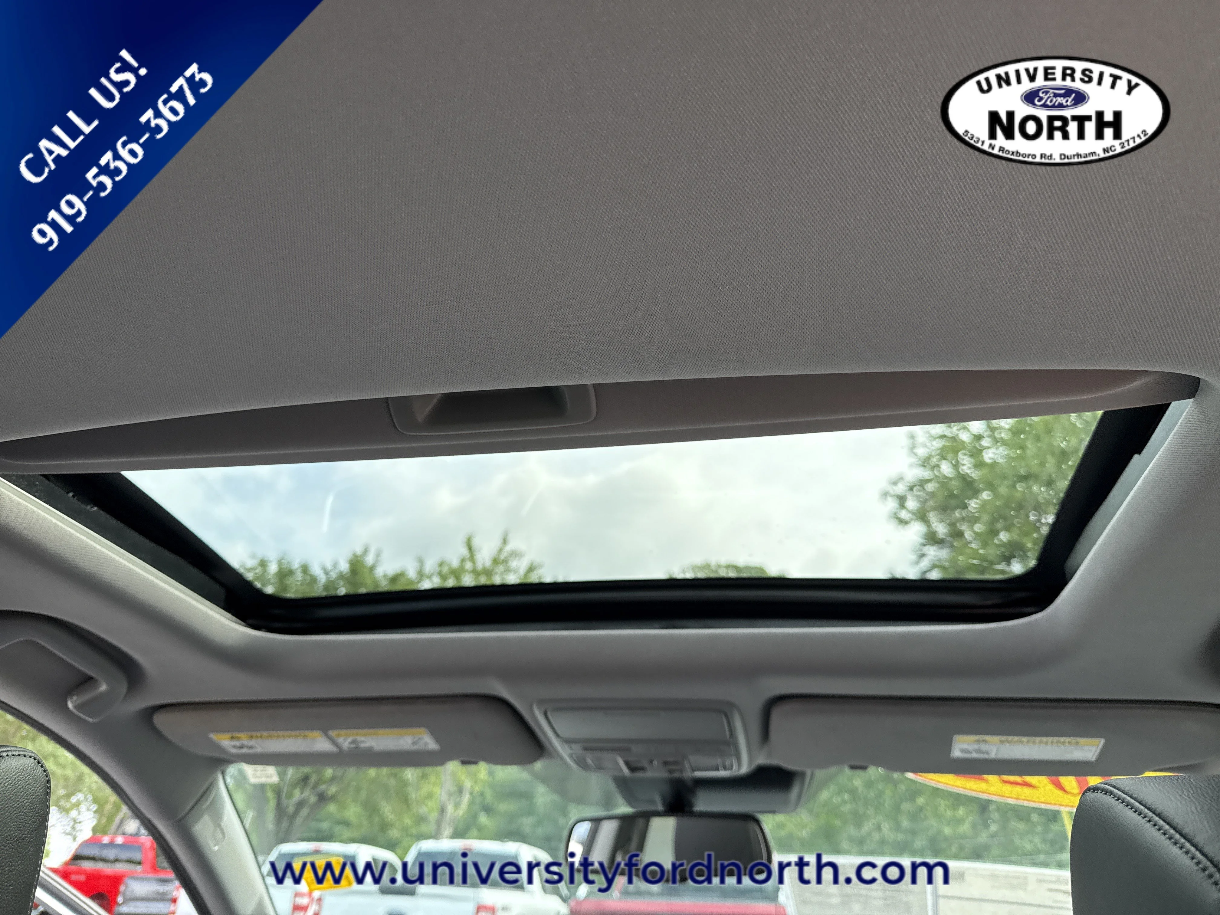 Used 2022 Lunar Silver Metallic Honda Touring image 41