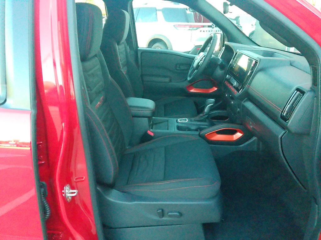 2026 Nissan Frontier PRO-4X - Photo 12