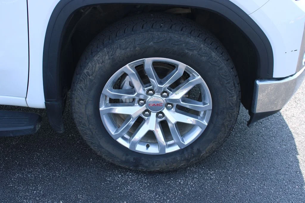 Used 2021 Summit White GMC SLT image 23