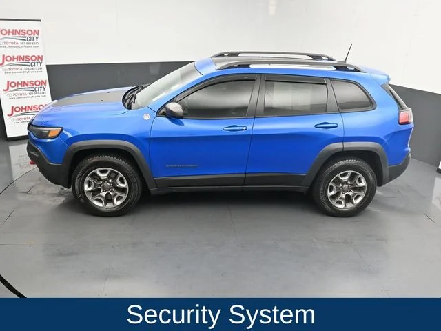 Used 2019 Blue Jeep Trailhawk image 15