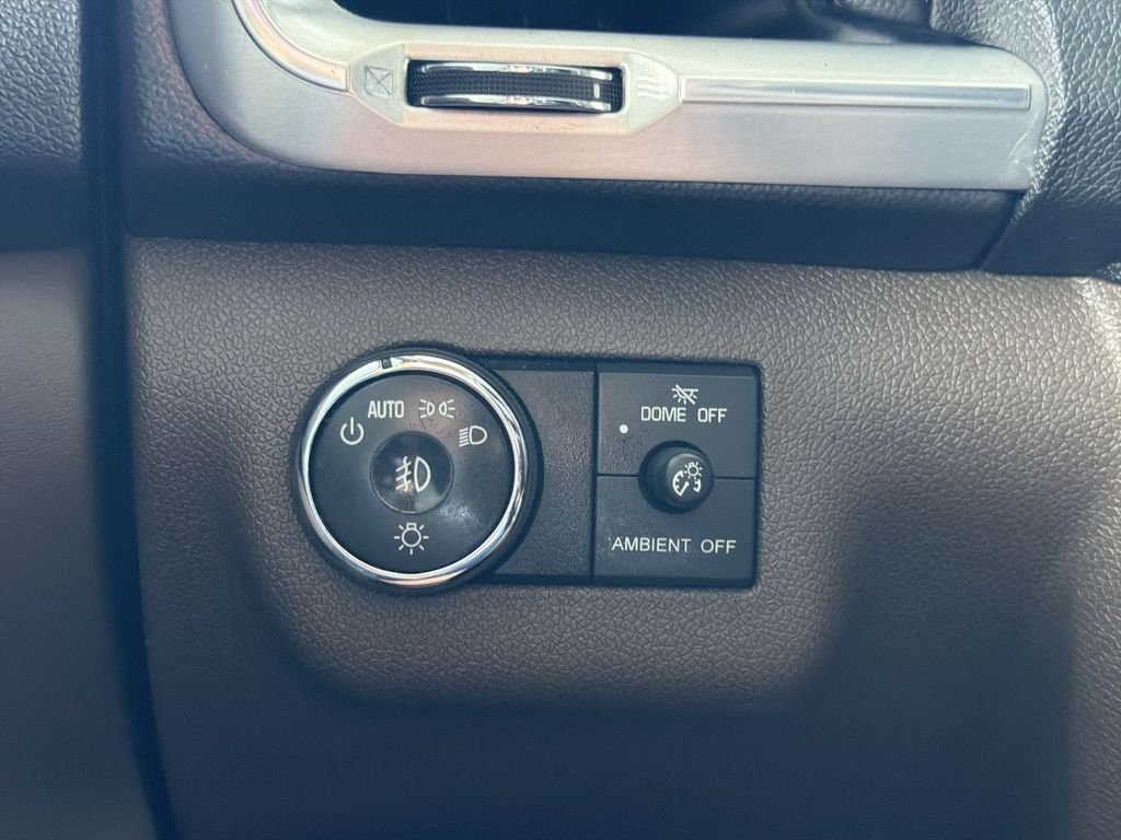 Used 2014 Gold GMC SLT-1 image 18