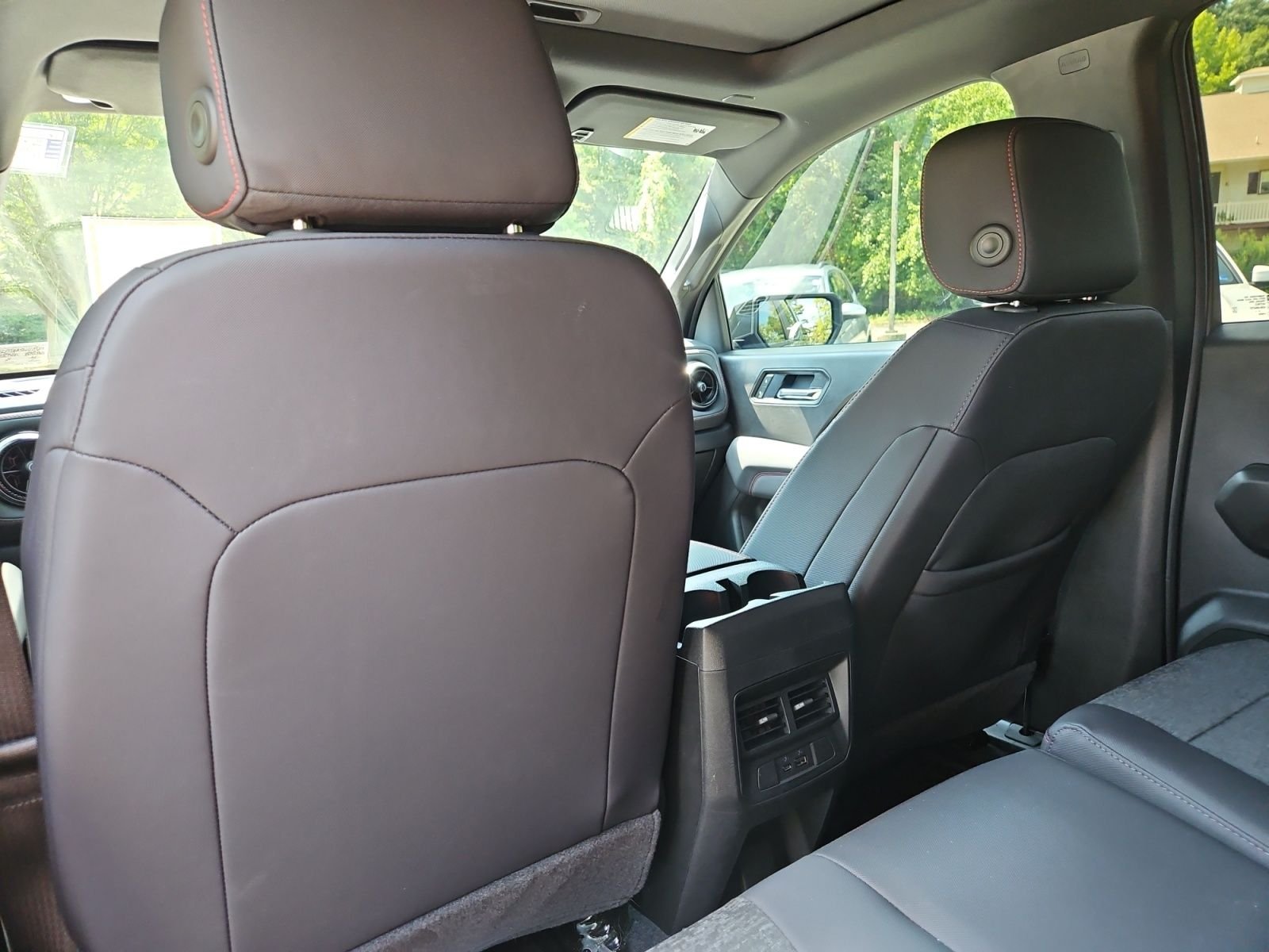 Used 2025 Gray Chevrolet Z71 image 20