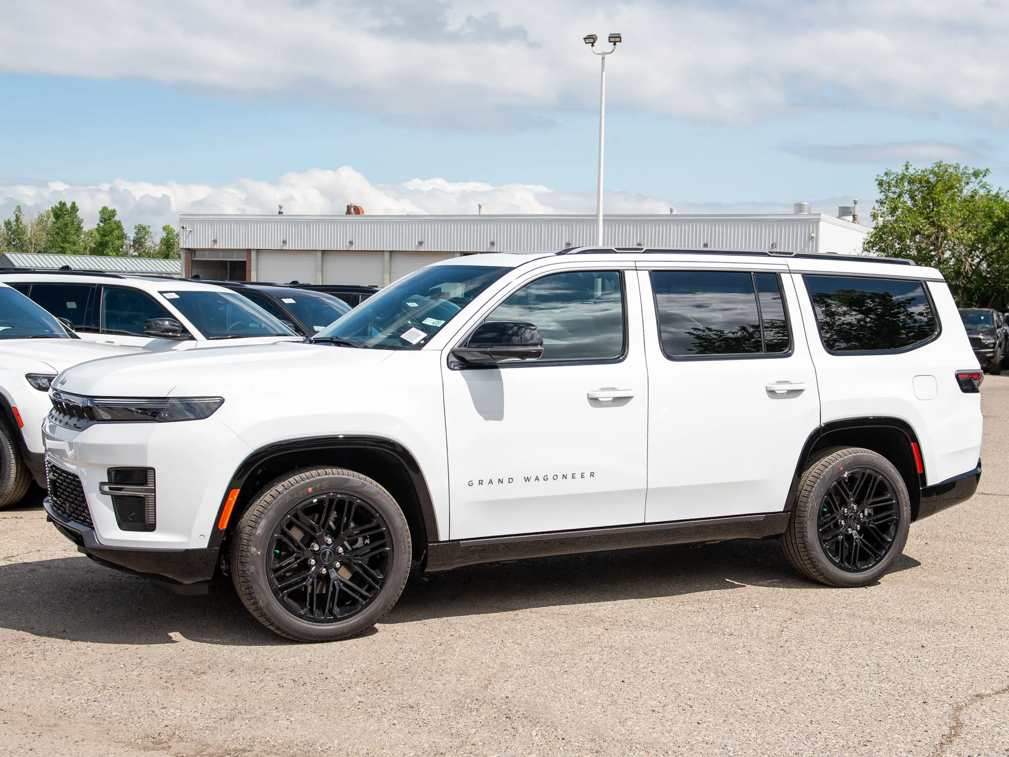 New 2026 White Jeep Limited Reserve* image 2