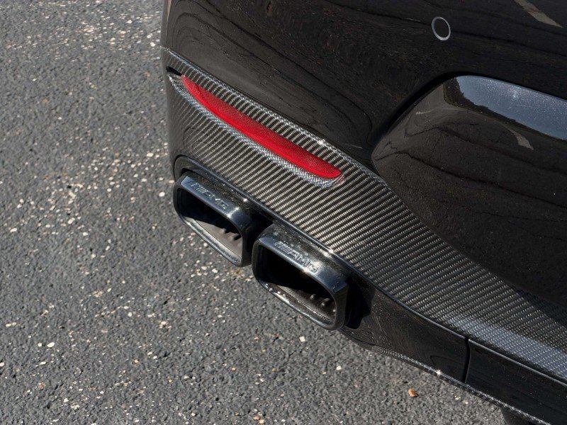 Used 2022  Mercedes-Benz AMG® SL 63 image 6