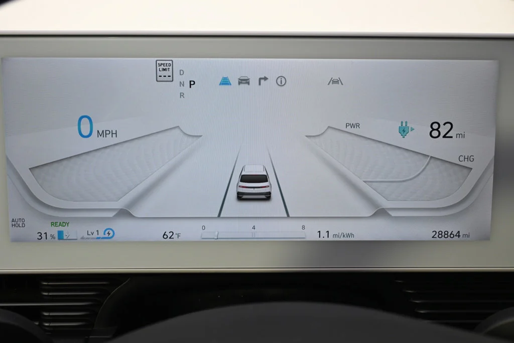 Used 2023 Grey Hyundai SEL image 25