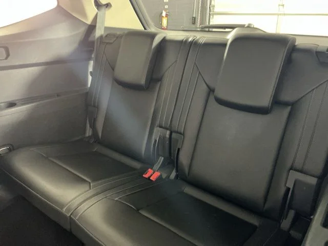 Used 2019 Black Volkswagen 3.6L V6 SE image 28