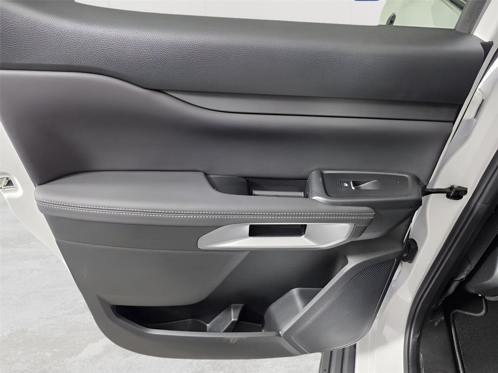 2025 Ford Ranger Lariat - Photo 17