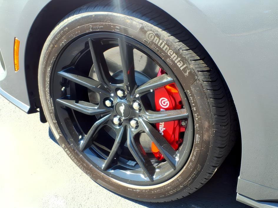Used 2024 Gray Metallic Ford GT image 8