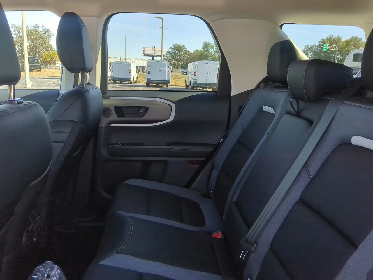 New 2025 Ruby Red Metallic Tinted Clearcoat Ford Outer Banks® image 12