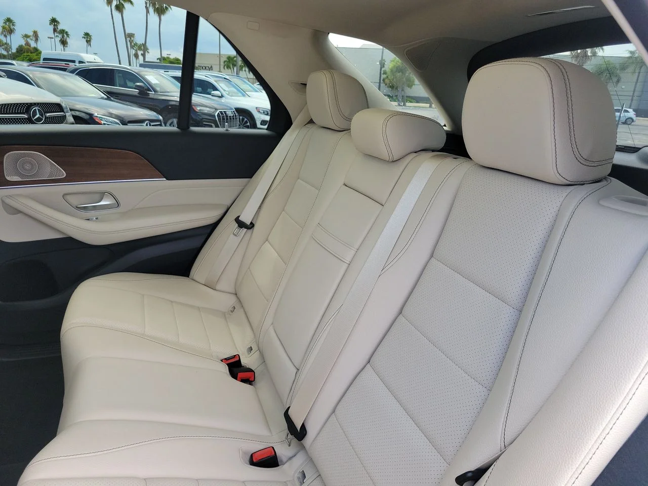 Certified Used 2022  Mercedes-Benz GLE 350 image 13