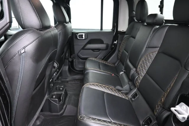 Used 2023 Black Clearcoat Jeep High Altitude image 19