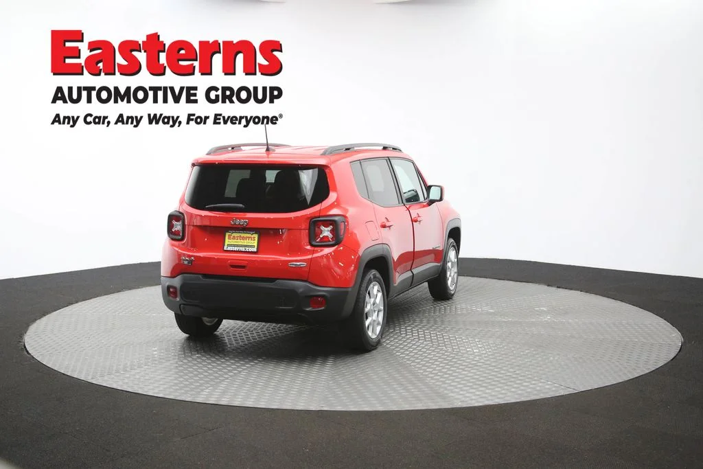 Used 2021 Red Jeep Latitude image 40