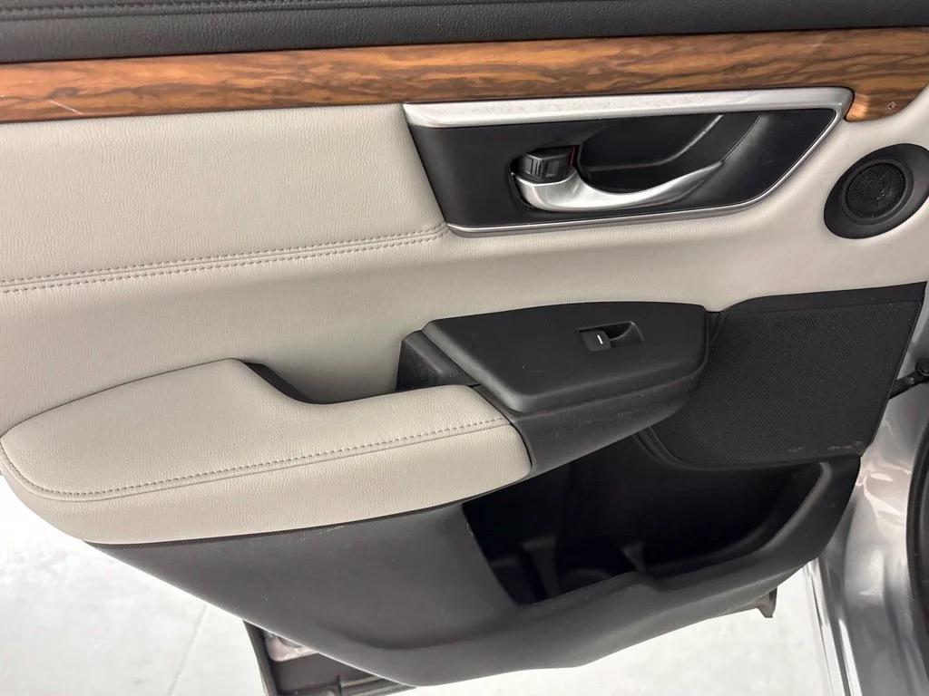 Used 2018  Honda EX-L image 22