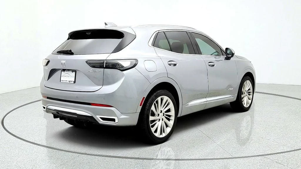 Used 2024 Moonstone Gray Metallic Buick AWD 4dr Avenir image 5