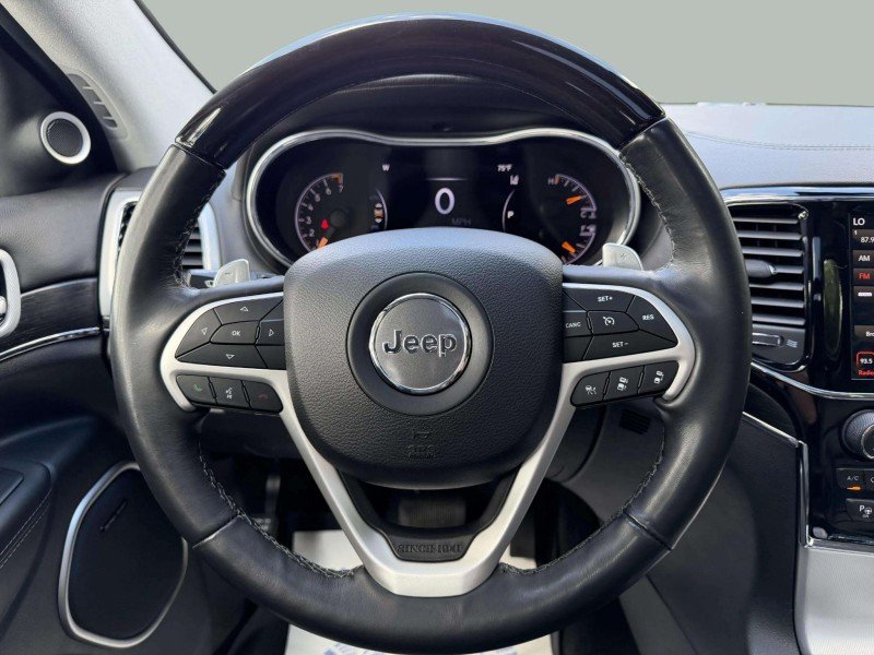 Used 2019 Black Jeep Summit image 10