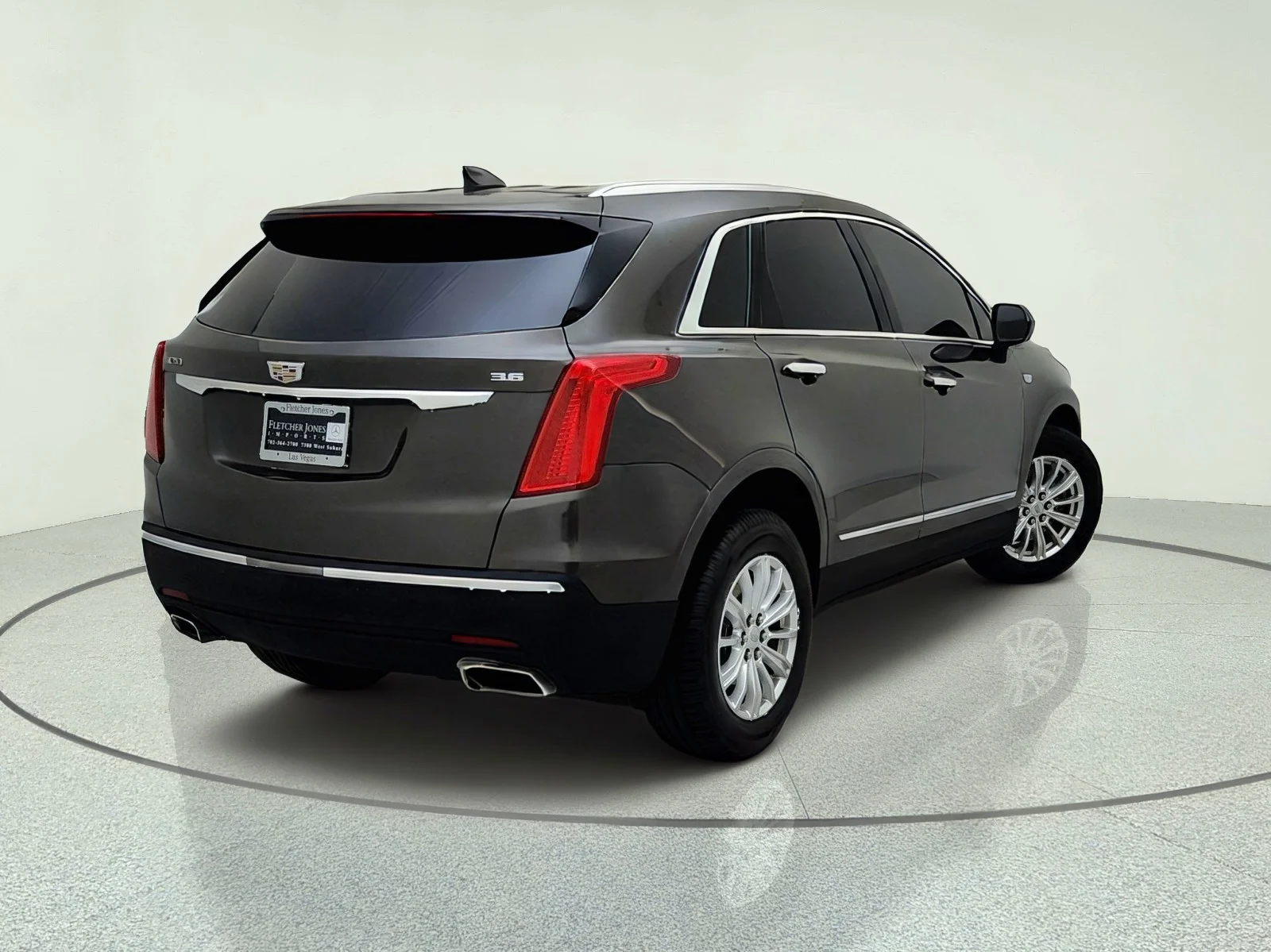 Used 2019 DARK MOCHA Cadillac FWD image 9