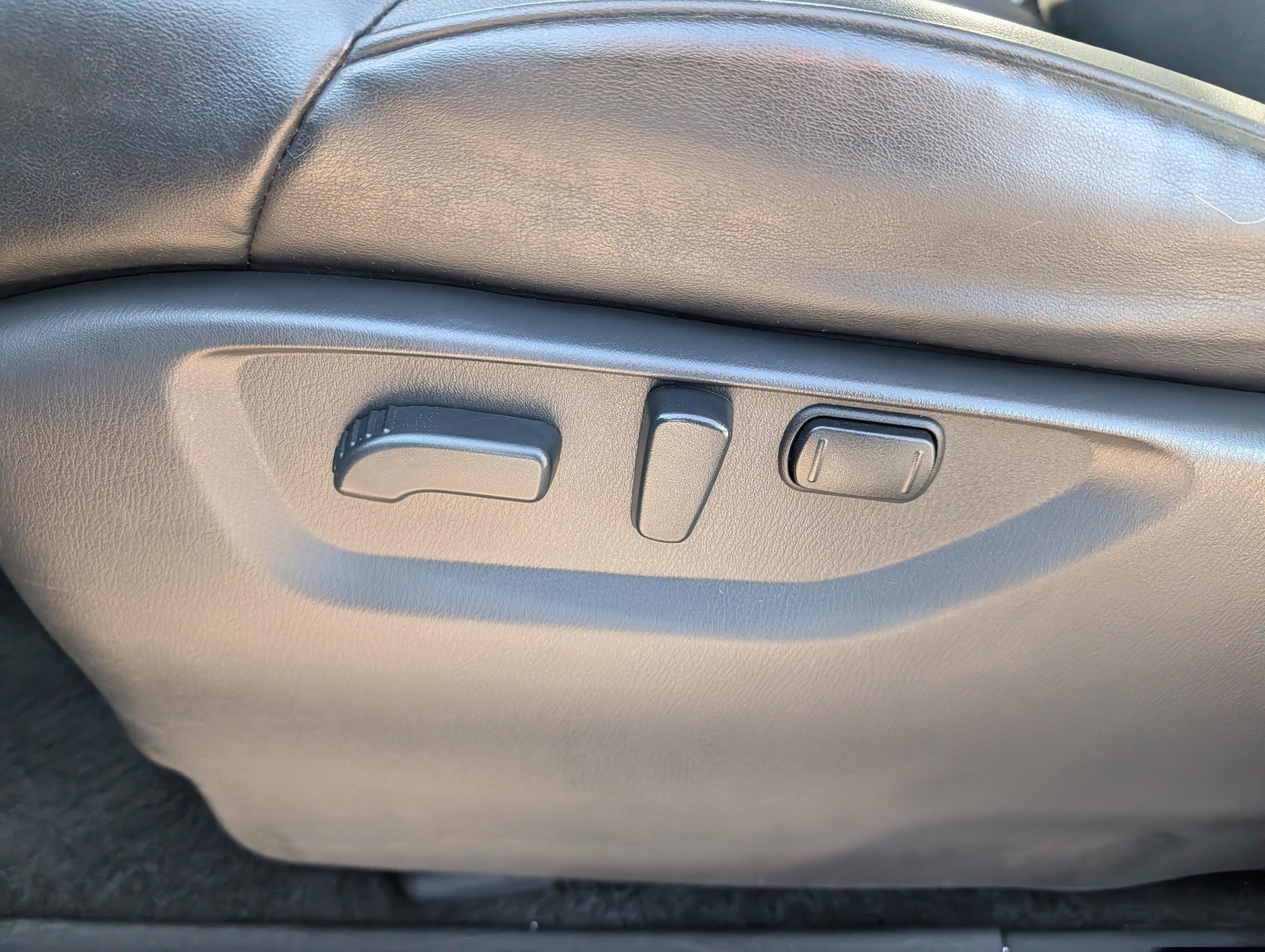 2021 Nissan Armada SV - Photo 21