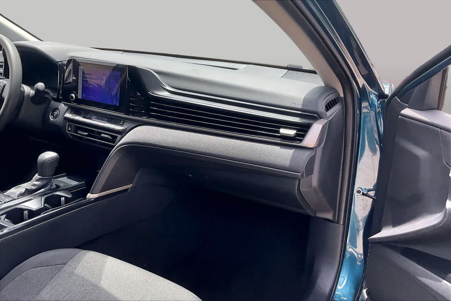 Used 2025 Ocean Gem Toyota LE image 16