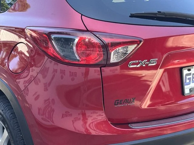 Used 2016 Soul Red Metallic Mazda Touring image 12
