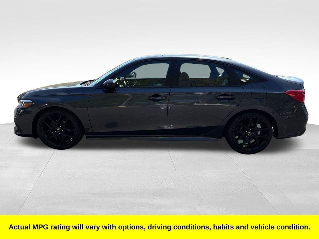 Used 2023  Honda Sport image 2