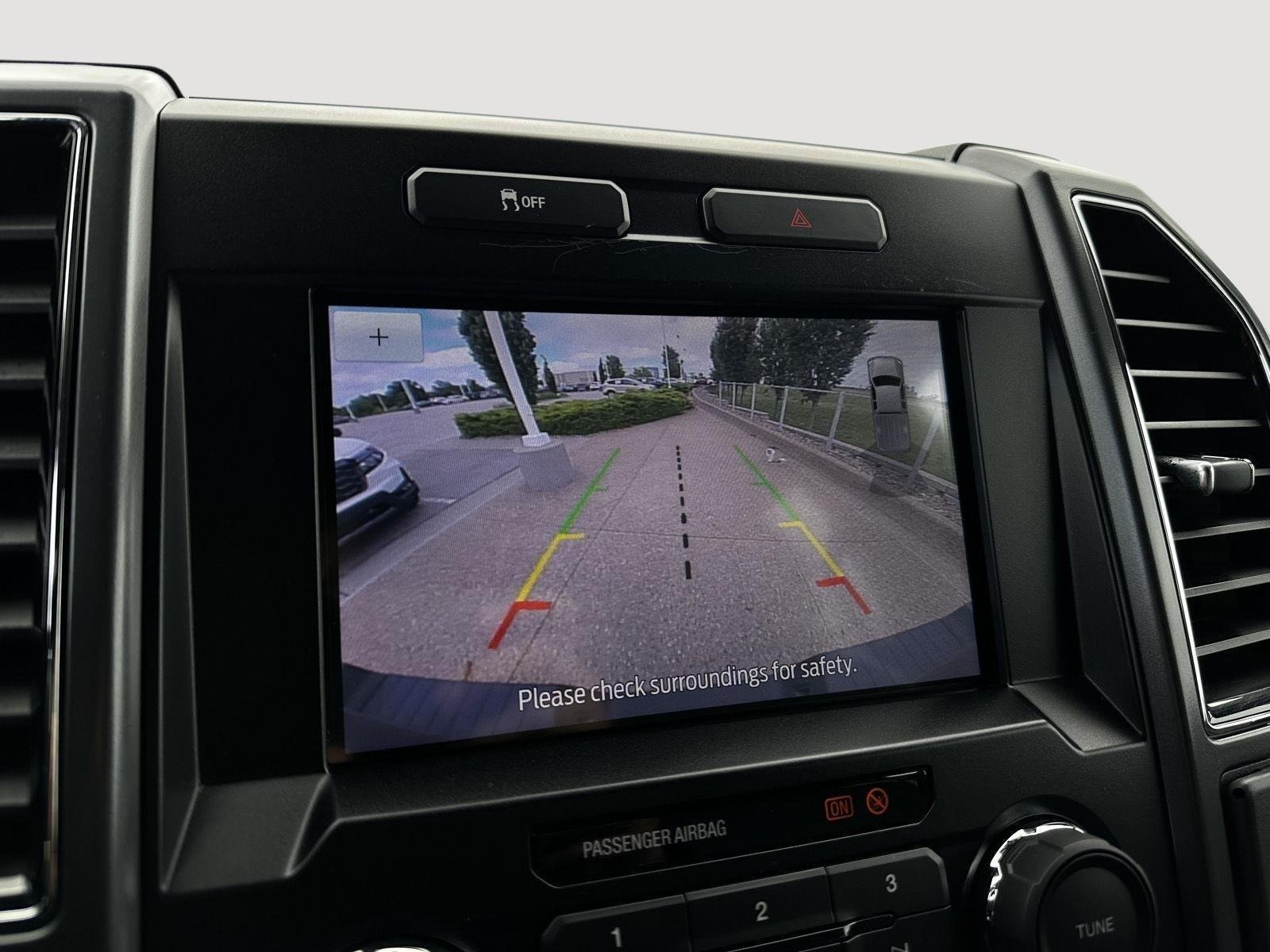 Used 2022 Oxford White Ford XLT image 23