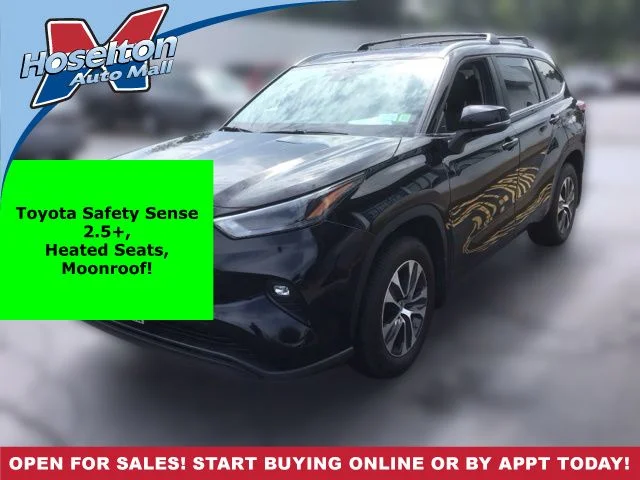 Used 2023 Black Toyota XLE image 1