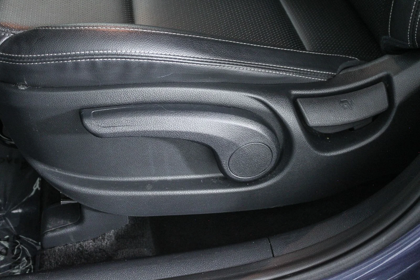 Used 2020 Blue Kia S image 22