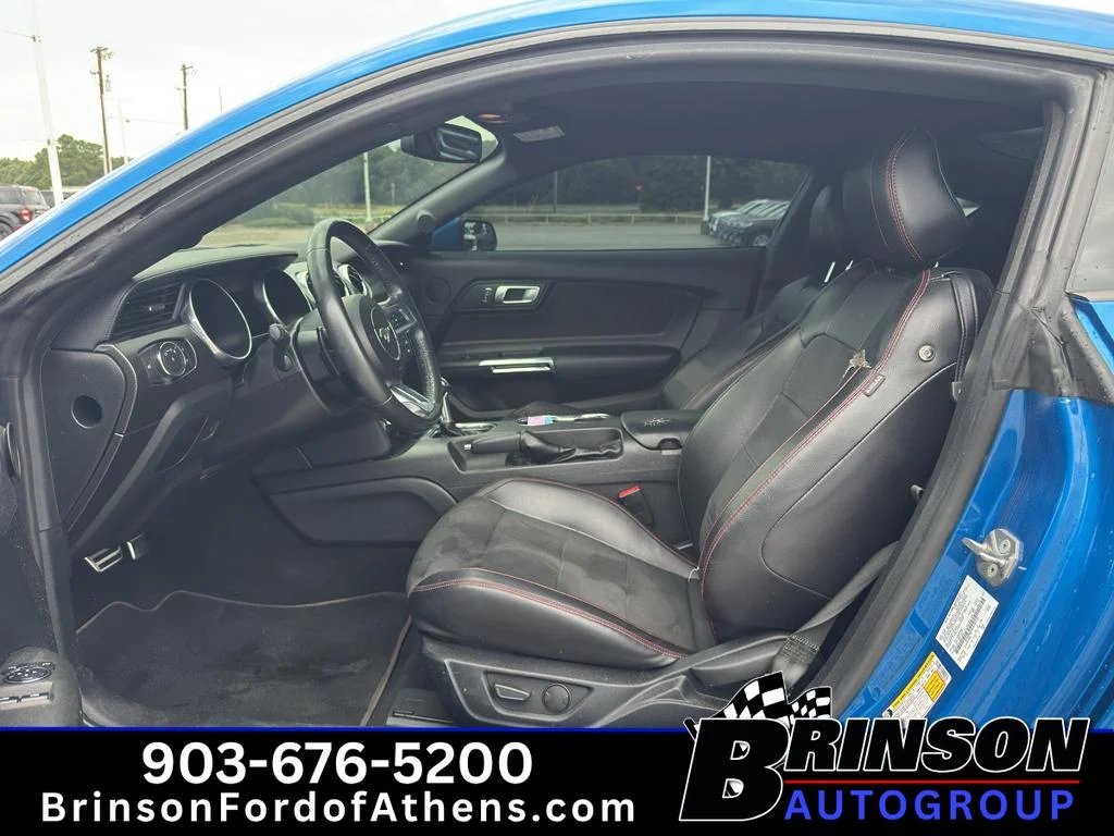 Used 2020  Ford GT Premium image 10