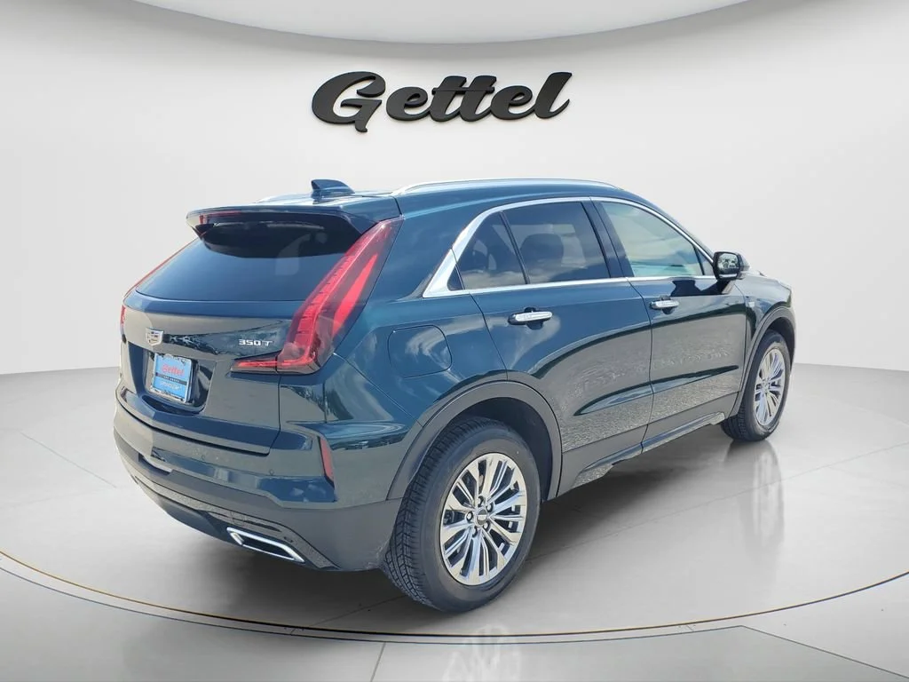 Used 2025 Emerald Lake Metallic Cadillac Premium Luxury image 5