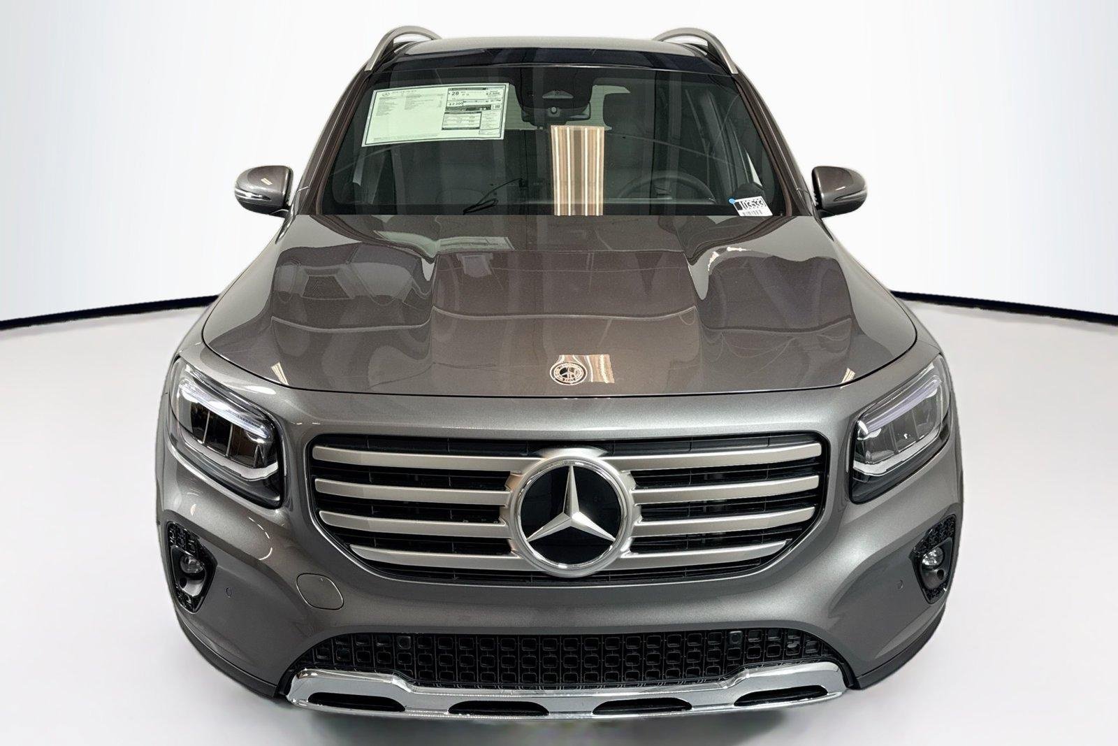 New 2026 Mountain Grey Metallic Mercedes-Benz GLB 250 image 2