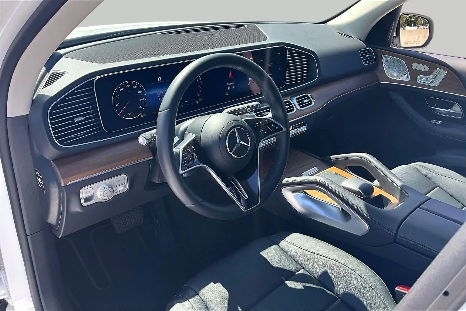 Used 2026 Polar White Mercedes-Benz GLE 350 image 17