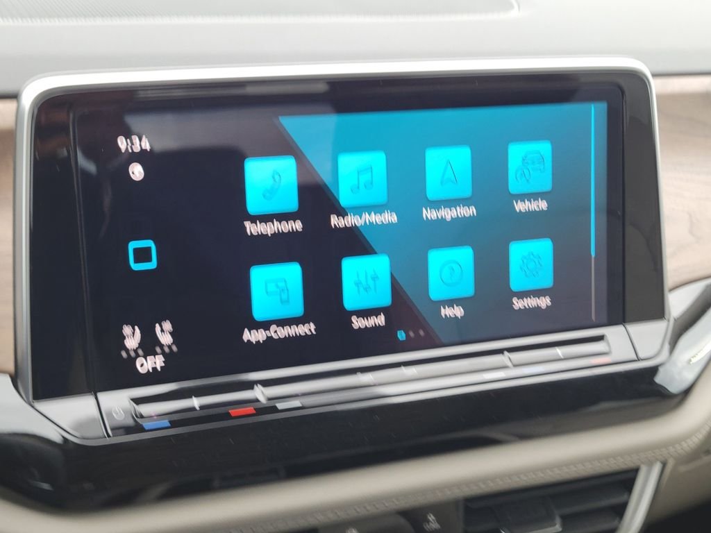New 2026 White/off-white Volkswagen SE w/Technology image 15