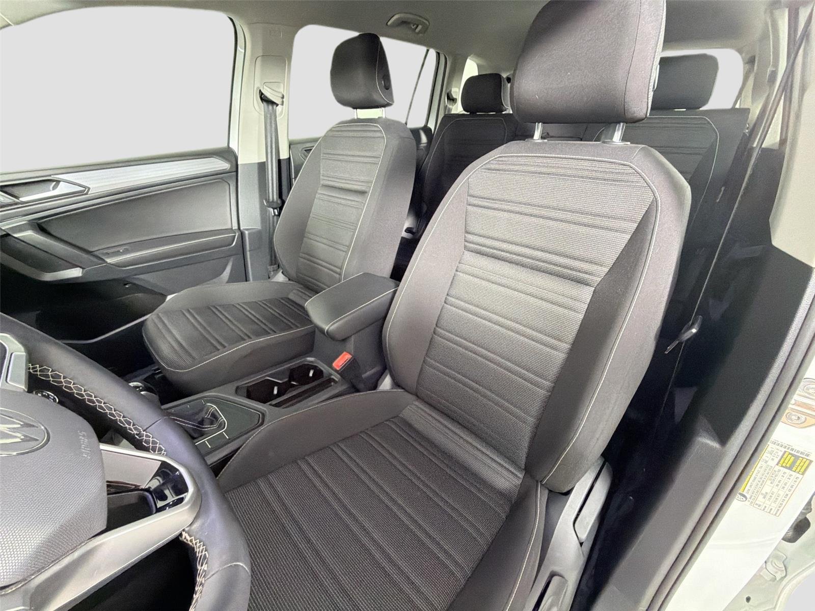 Certified Used 2023  Volkswagen S image 18