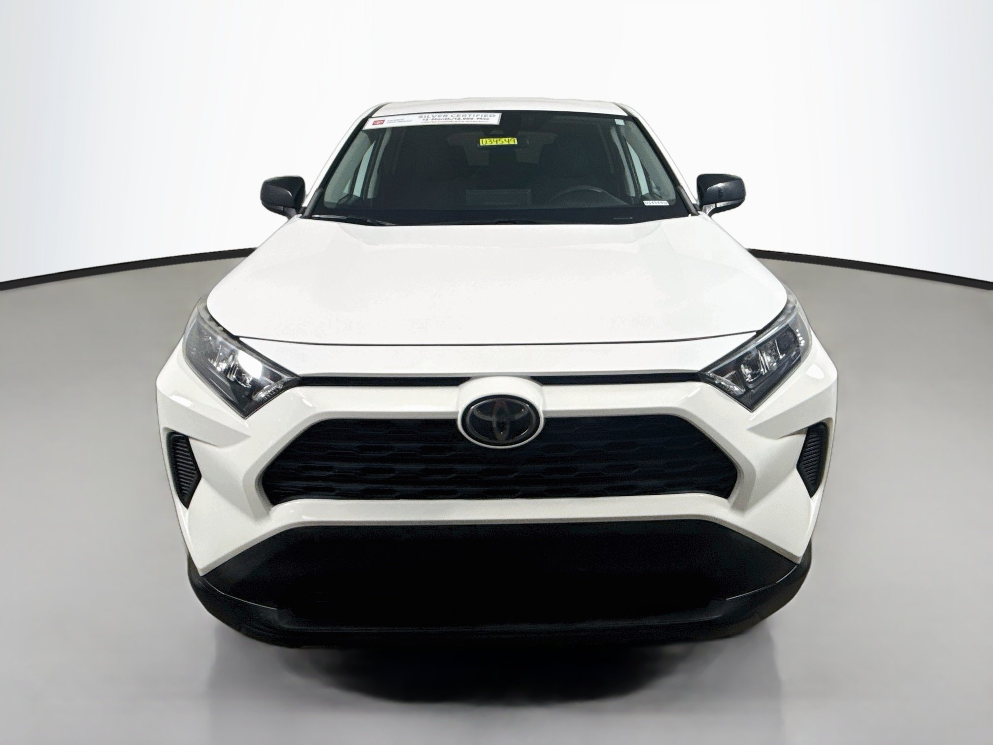 Used 2022 White Toyota LE image 2