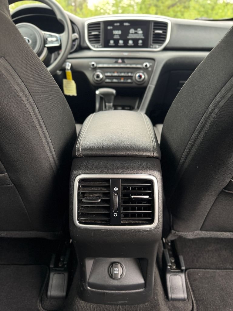 Used 2022 Snow White Pearl Kia LX image 25