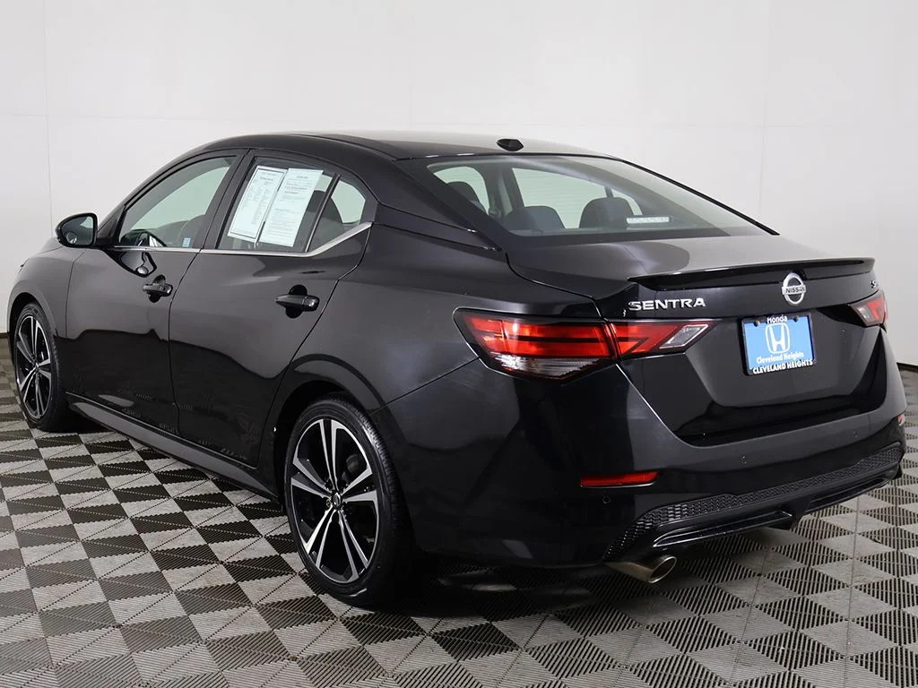 Used 2023 Super Black Nissan SR image 6